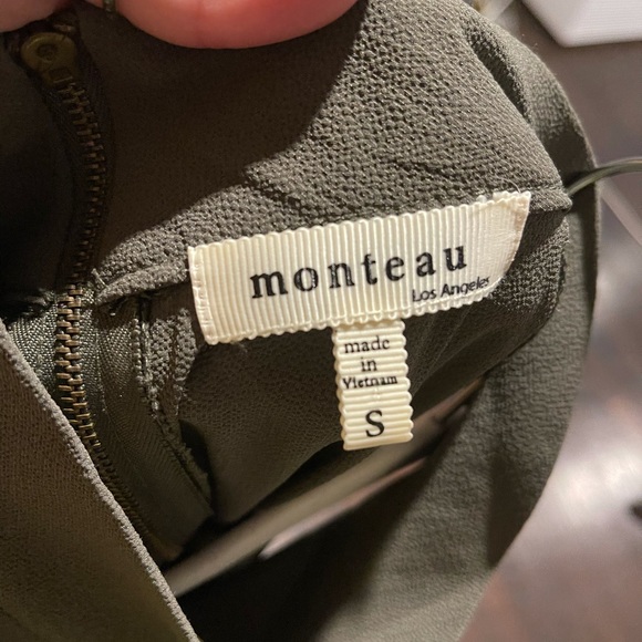 Sleeveless side detail beaut! - Picture 2 of 5